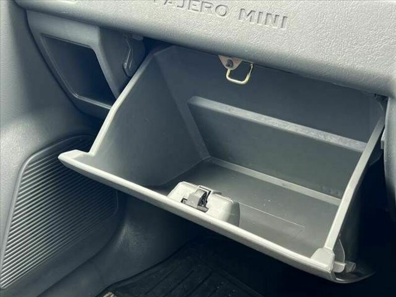 PAJERO MINI