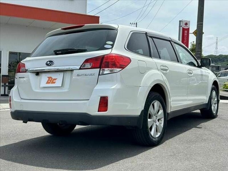 LEGACY OUTBACK