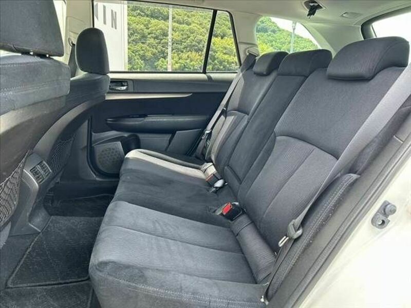 LEGACY OUTBACK