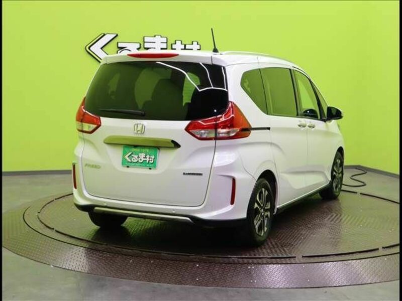 FIT HYBRID