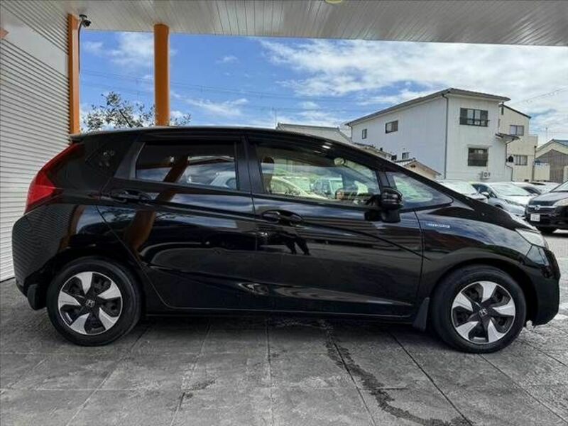 FIT HYBRID