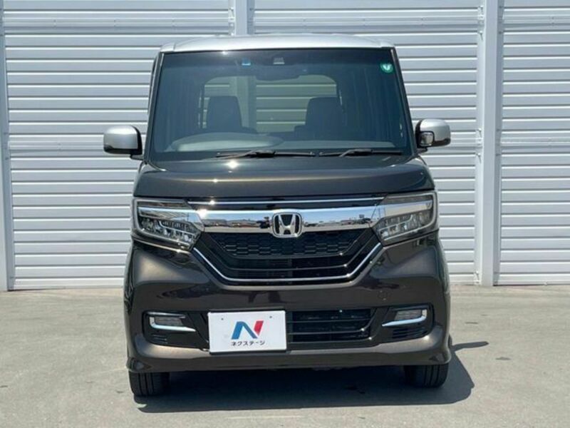 N BOX CUSTOM