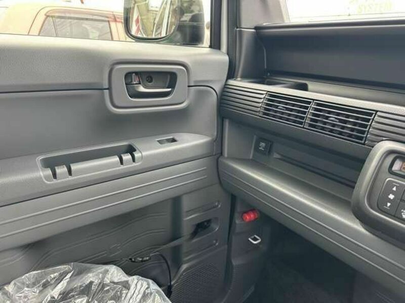 N-VAN