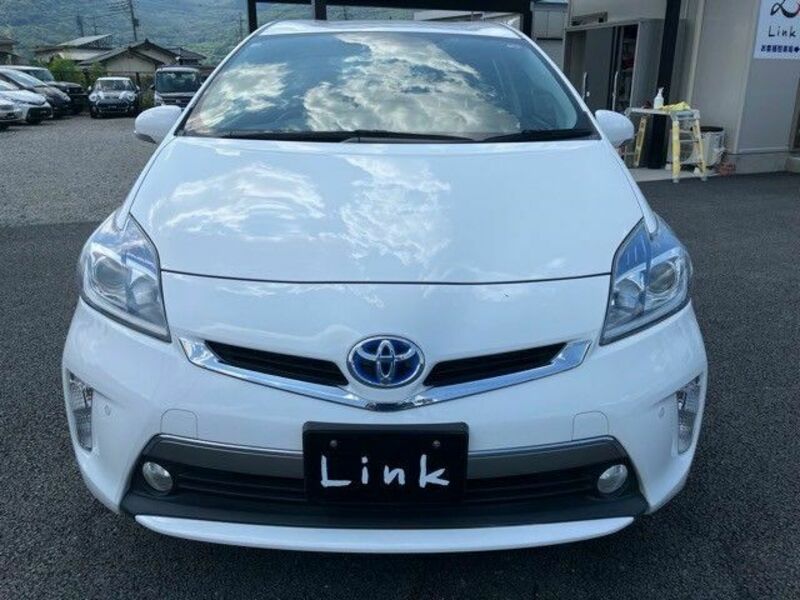 PRIUS PHV
