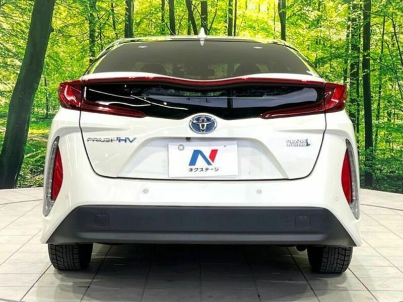 PRIUS PHV