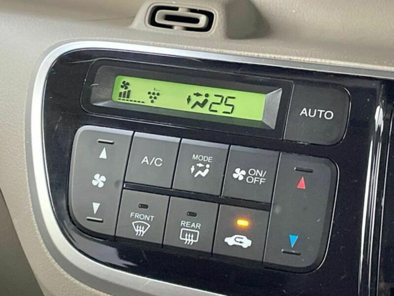 N BOX