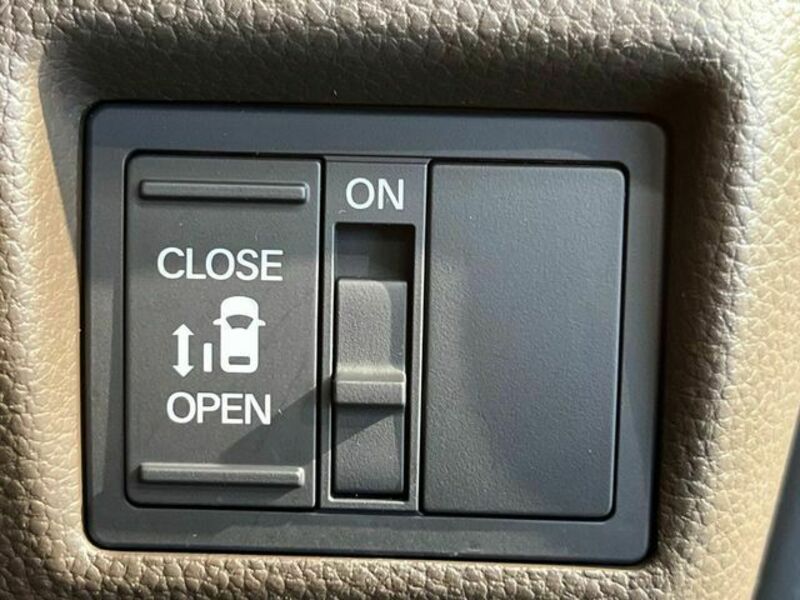 N BOX