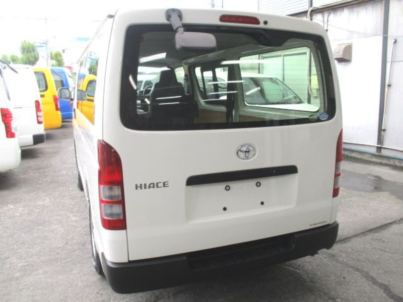 HIACE VAN