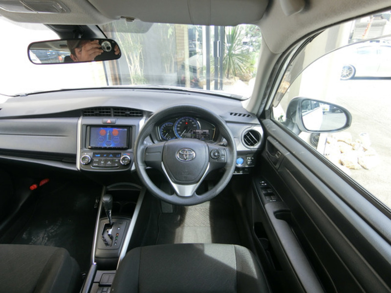 COROLLA FIELDER