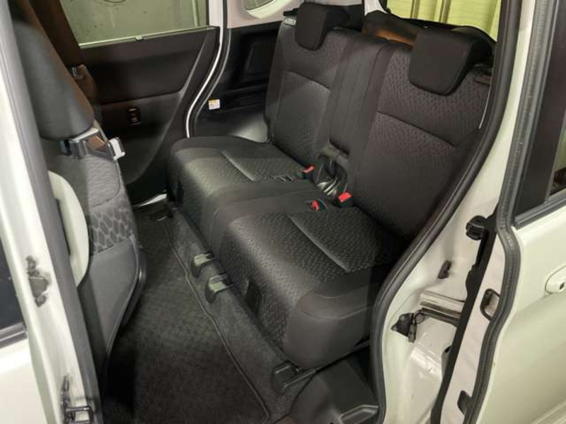 DELICA D2
