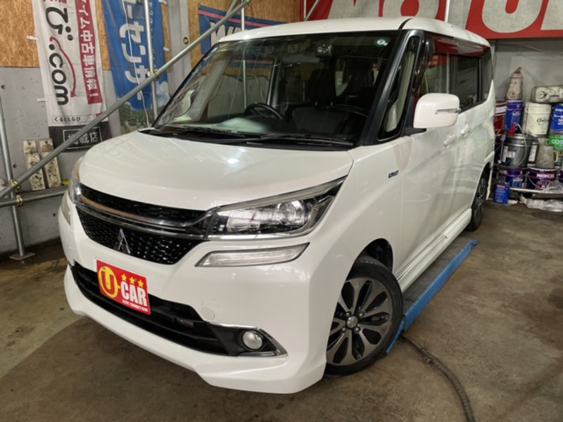 MITSUBISHI DELICA D2