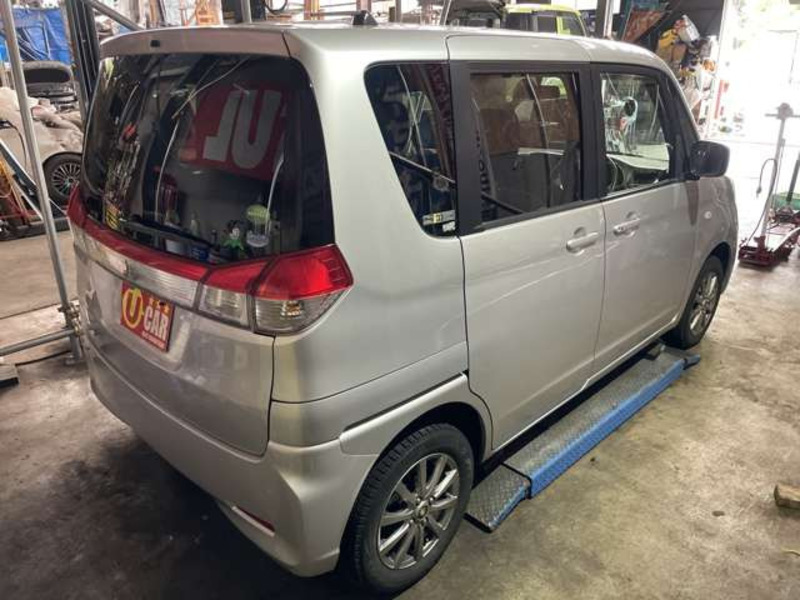 DELICA D2