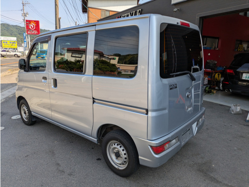 PIXIS VAN