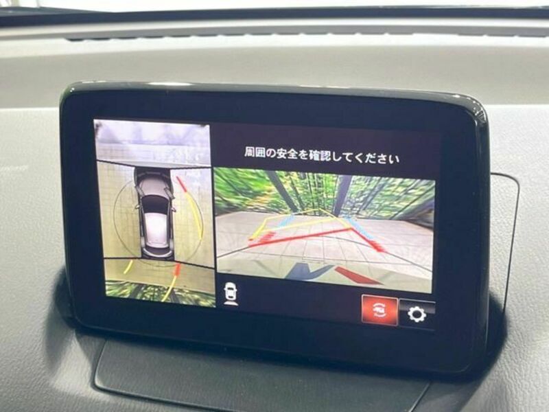 MAZDA2