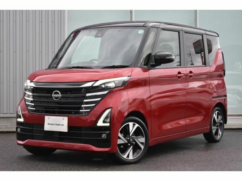 NISSAN ROOX
