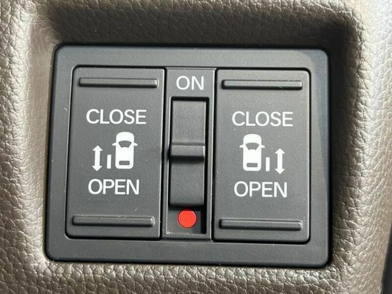 N BOX