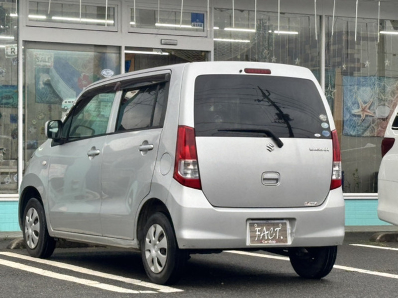 WAGON R