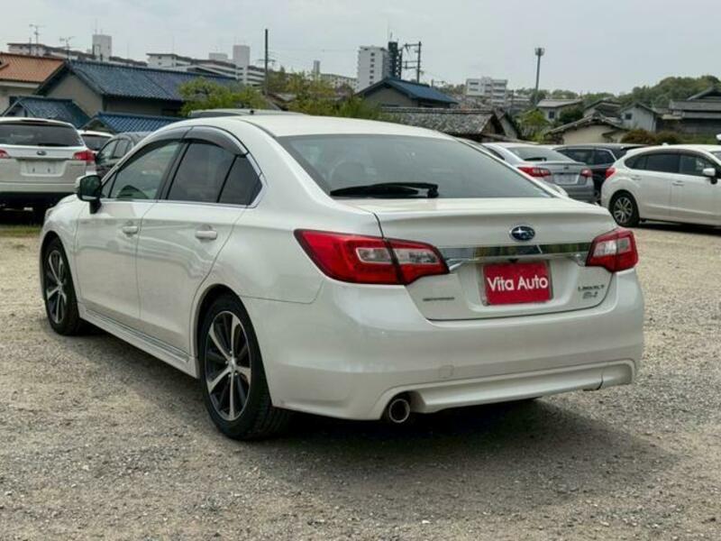 LEGACY B4