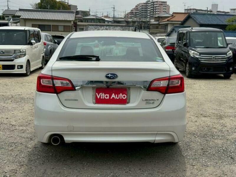 LEGACY B4