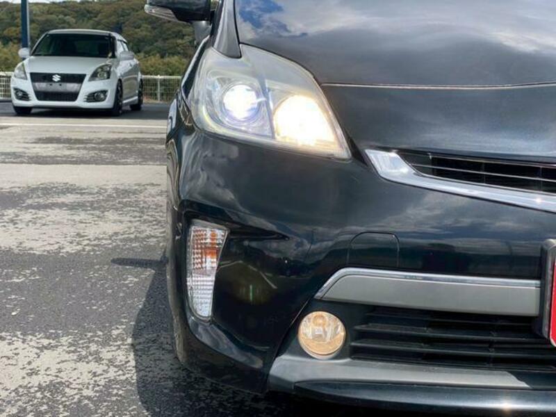 PRIUS PHV