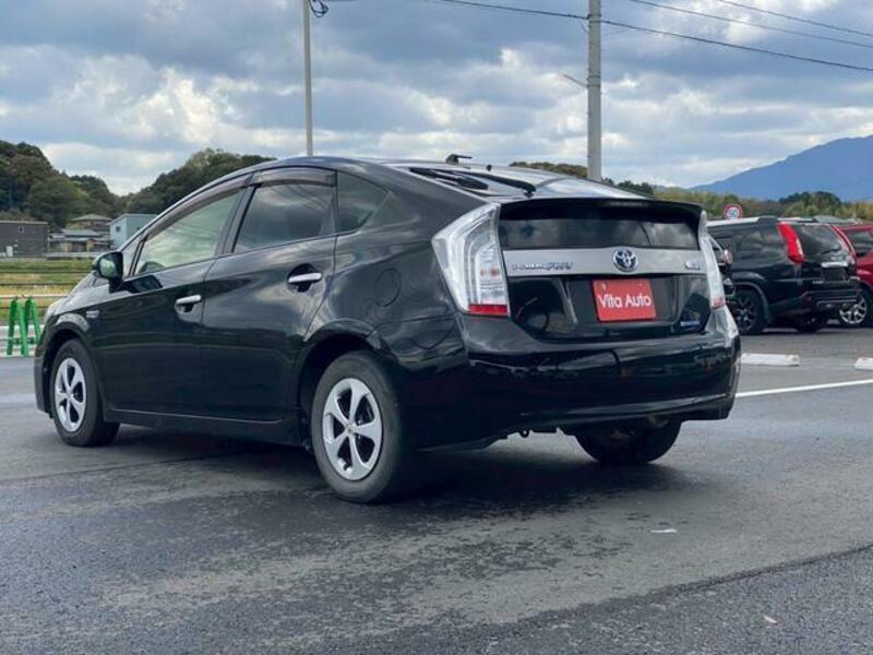 PRIUS PHV