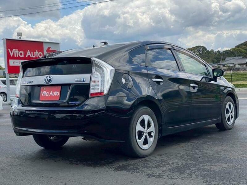 PRIUS PHV