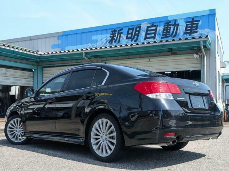 LEGACY B4