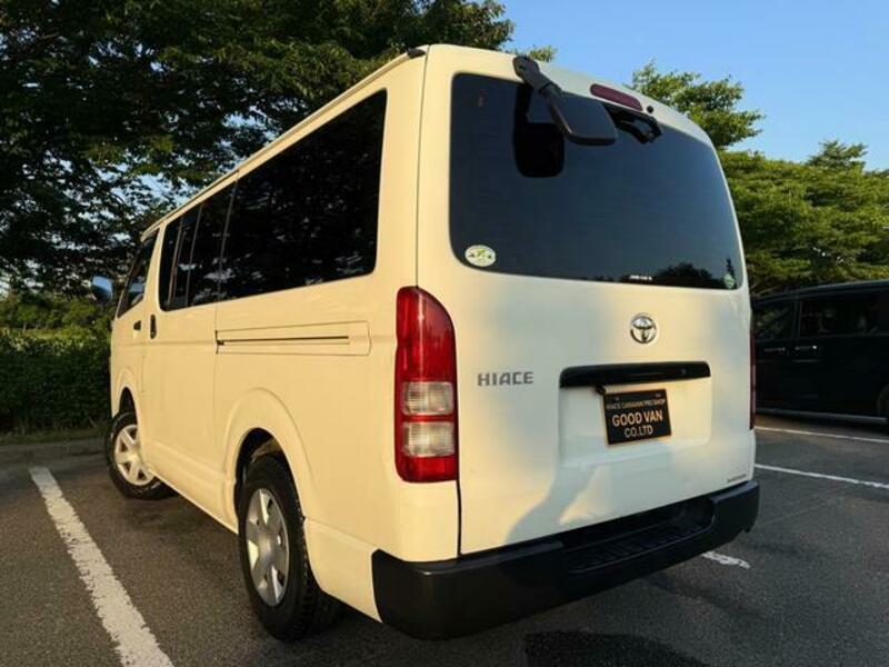 HIACE VAN