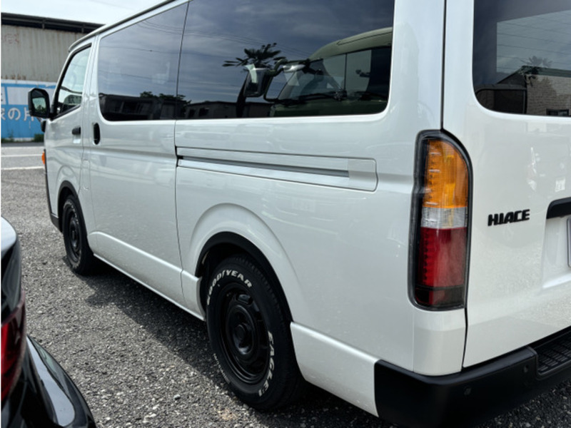HIACE VAN