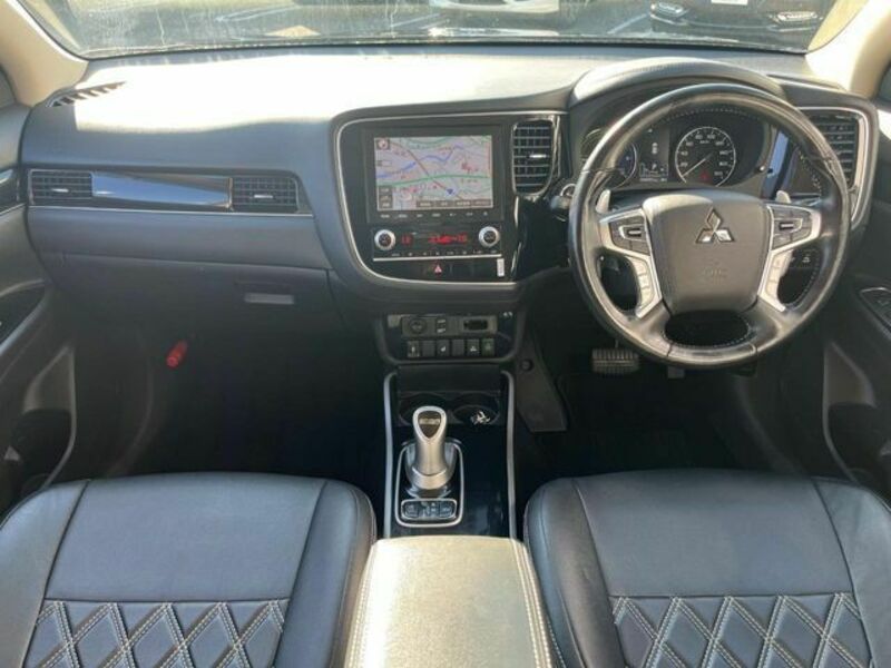OUTLANDER PHEV