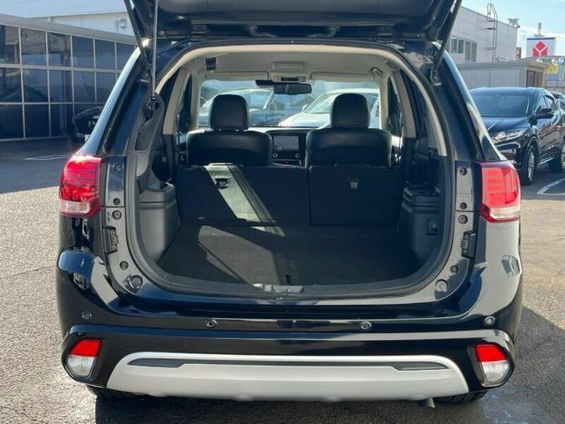 OUTLANDER PHEV