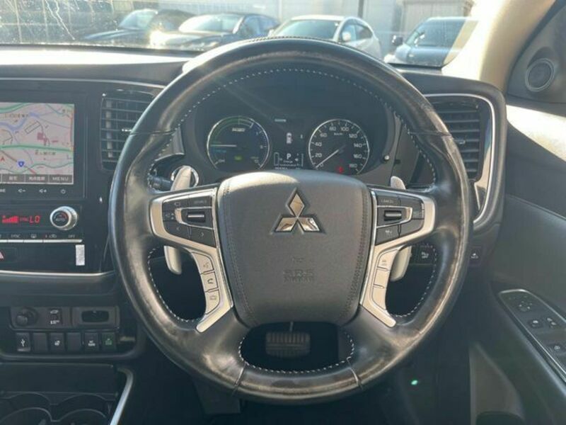 OUTLANDER PHEV