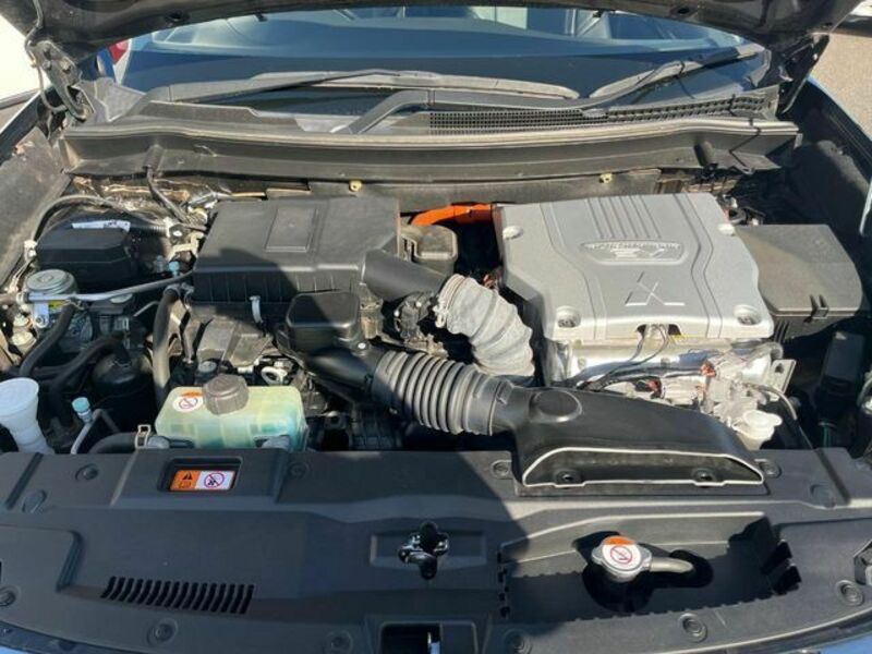 OUTLANDER PHEV