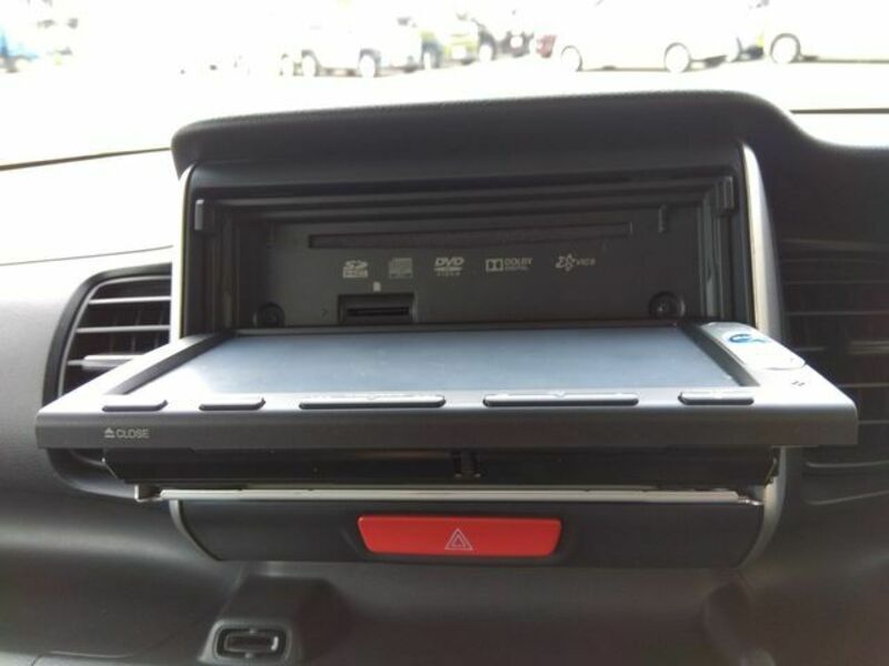 N BOX