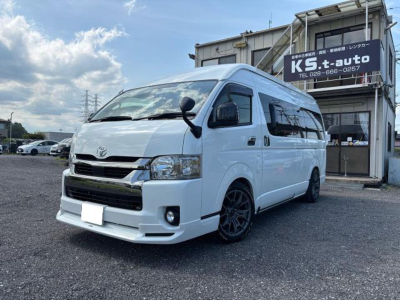 HIACE VAN