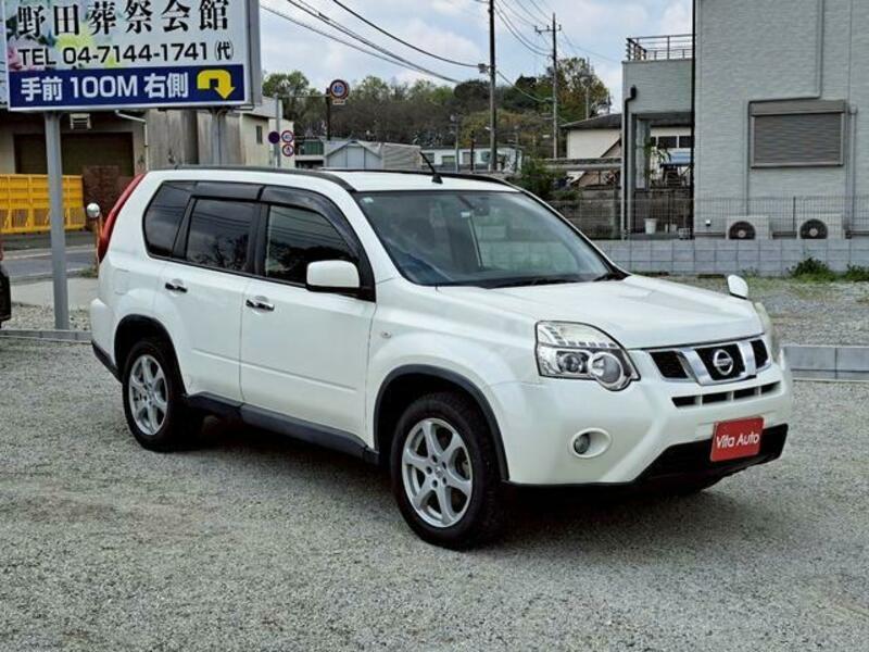 X-TRAIL