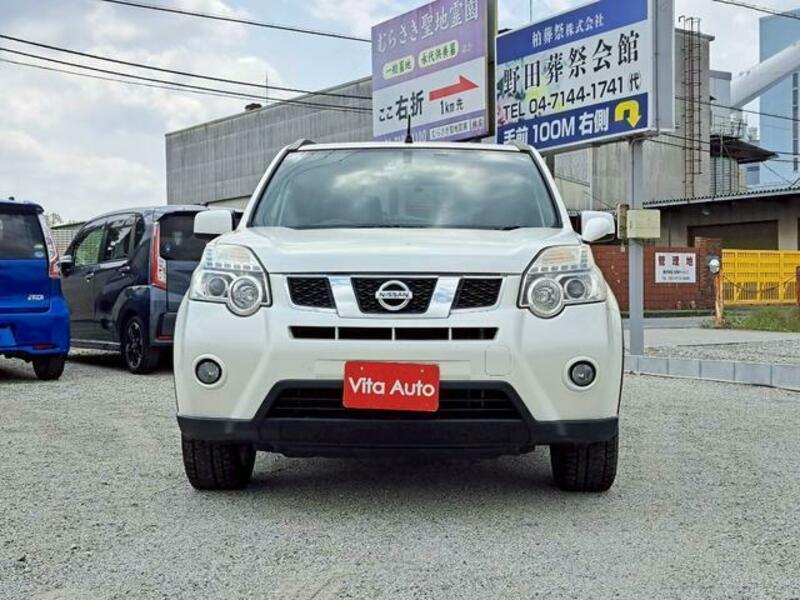 X-TRAIL