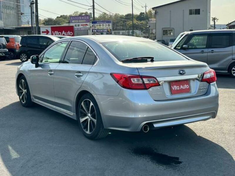 LEGACY B4