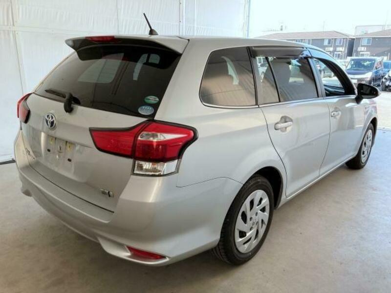COROLLA FIELDER