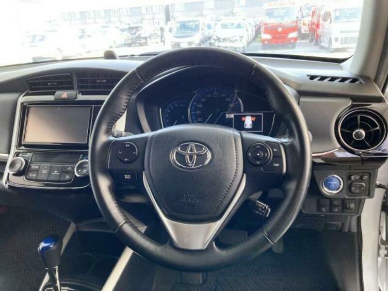 COROLLA FIELDER
