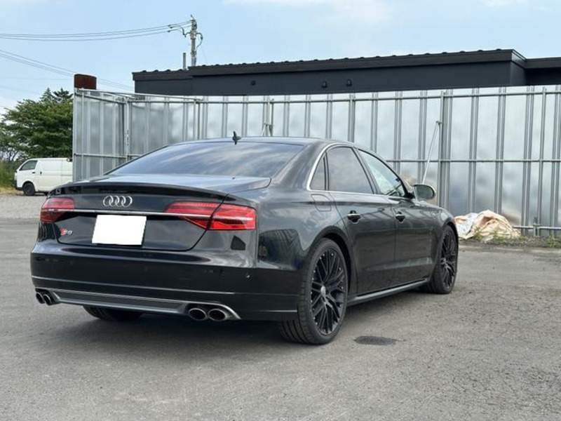 S8