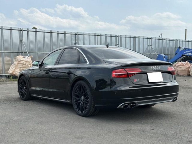 S8