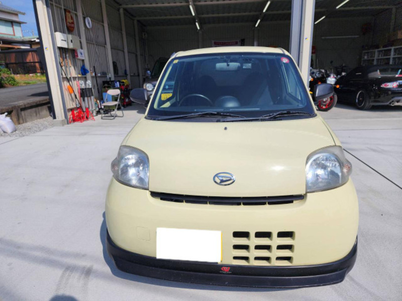 DAIHATSU ESSE