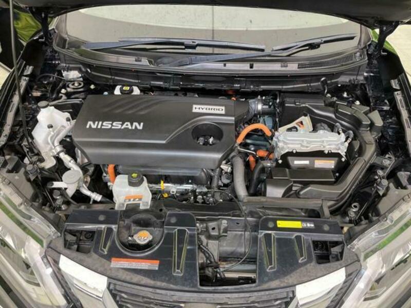 X-TRAIL
