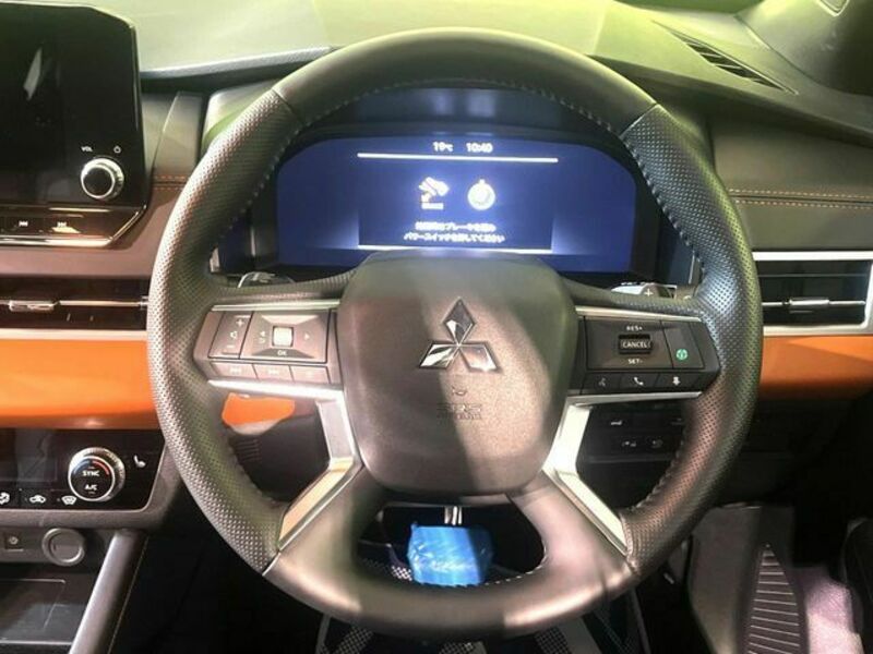 OUTLANDER PHEV