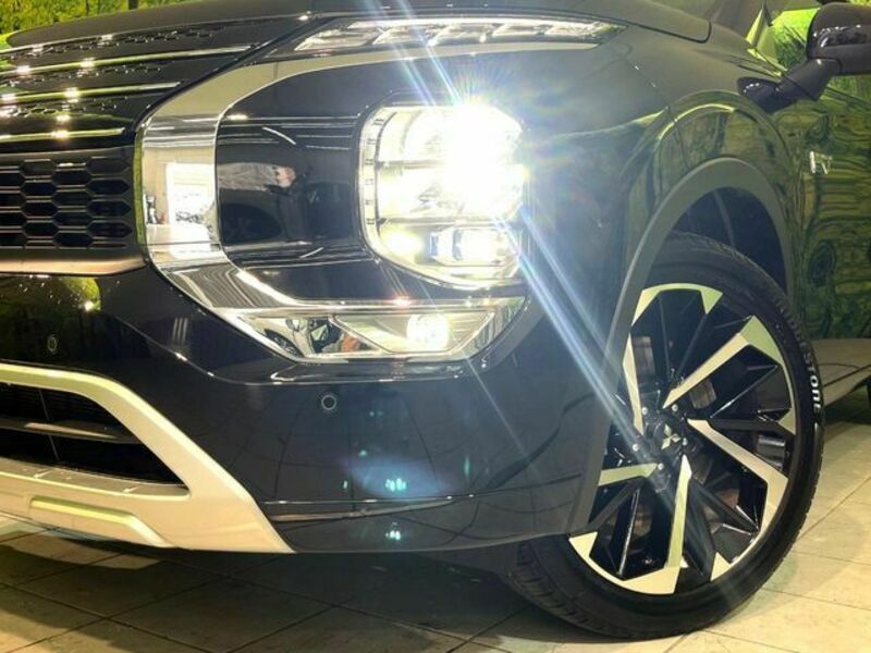 OUTLANDER PHEV