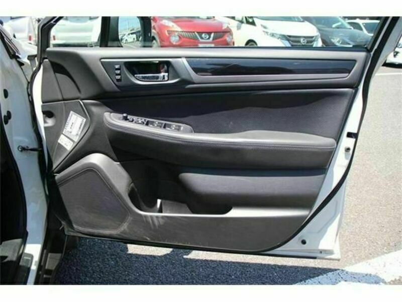 LEGACY OUTBACK