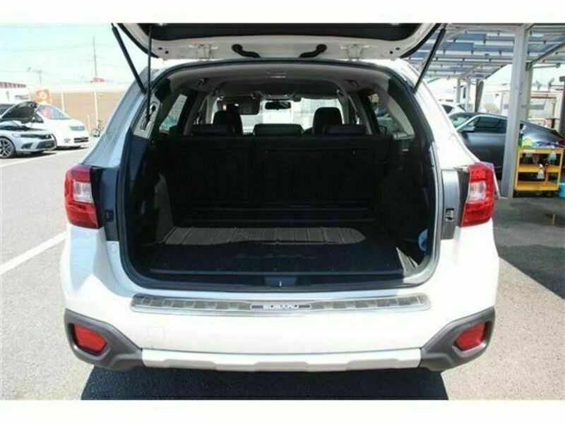 LEGACY OUTBACK