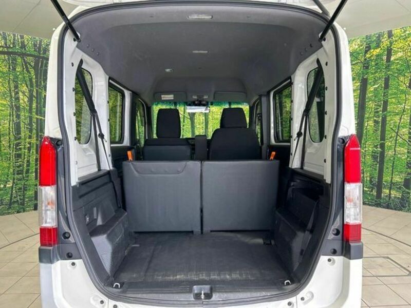 N-VAN