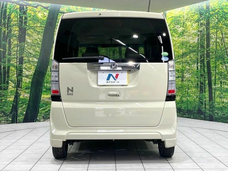 N BOX